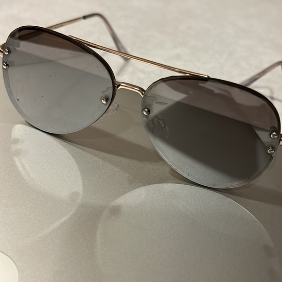 Express Mirrored Aviator Sunglasses - Picture 1 of 7